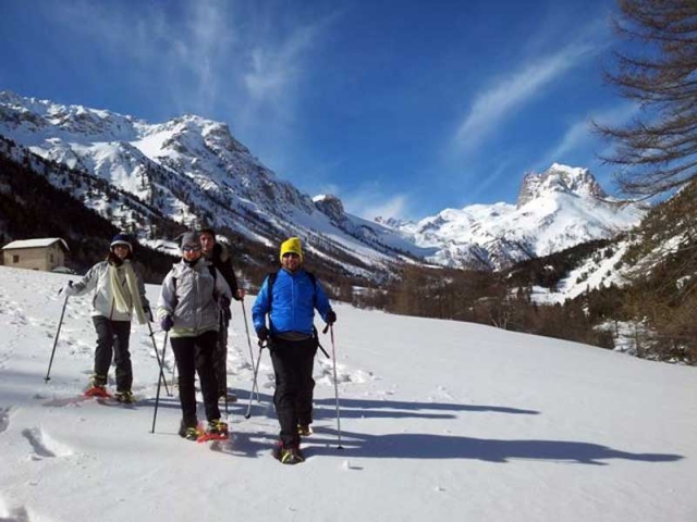  Excursions on snowshoes 